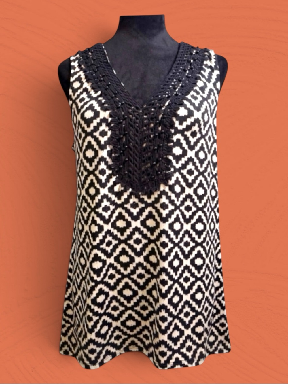 AB Studio Tank Top Black Cream Crochet Neck Ikat Beaded Boho Southwestern M
